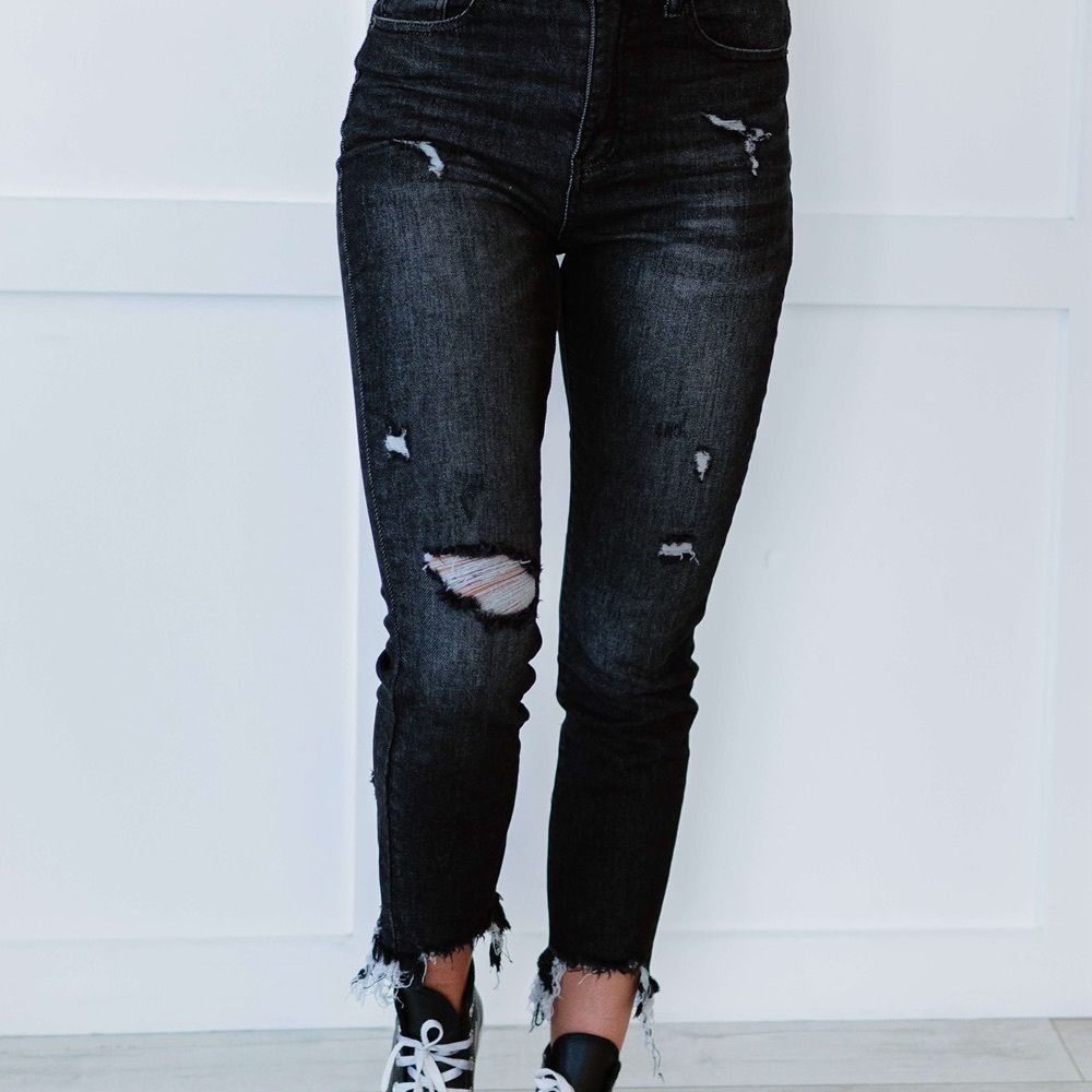 New! 💕 RISEN Making History Distressed High Waist Skinny Jeans NWT Black